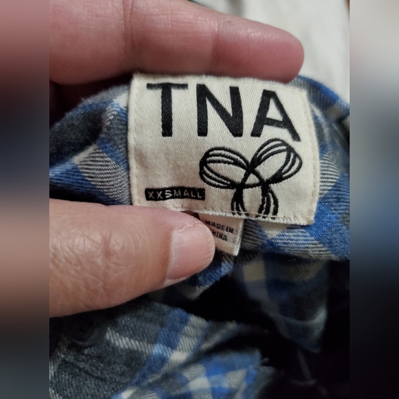 TNA Flannel Plaid with Hoodie - Picture 4 of 4